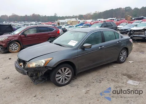 2011 Honda Accord 2.4 Ex from USA, damaged, VIN 1HGCP2F74BA136266